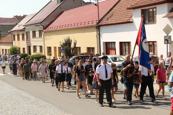 Ostrožská Lhota slavila 650. výročí. Gratulovat přijel také Ondráš