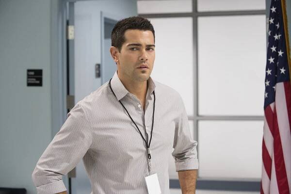 Dallas - Brave New World (S03E15) (2014)