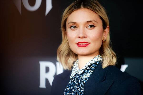 Spencer Grammer Shares What Happened When She Was Stabbed in 2020: 'Everybody Else Got It Wrong'