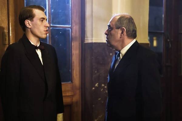 Jáchym Kučera, Miroslav Táborský - Zahradnictví: Nápadník - Z filmu