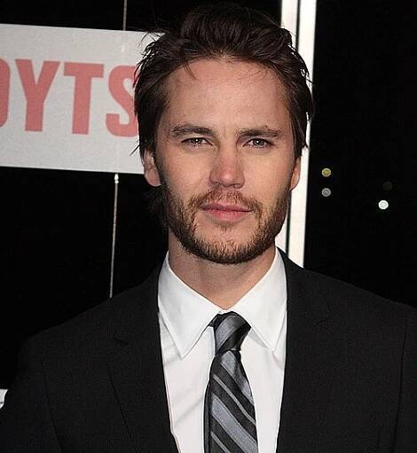 Soubor:Taylor Kitsch, 2012.jpg – Wikipedie