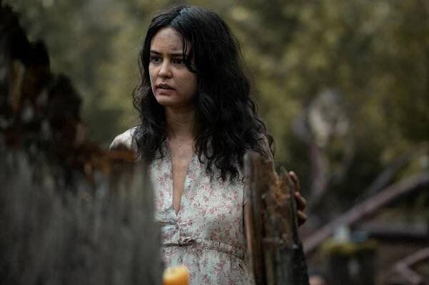 Portrayed by Courtney Eaton as a teen and Simone Kessell as an adult in the program's second season, Charlotte 