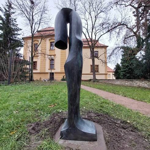 Součástí galerie jsou i dvě nové sochy ve veřejném prostoru, do přízemí Sankturinovského domu se vrátí pracovníci Informačního centra města Kutné Hory