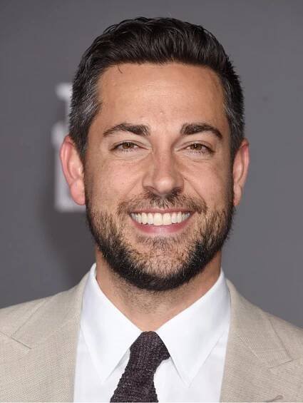 Zachary Levi: *29.9.1980 americký divadelní, filmový a televizní herec