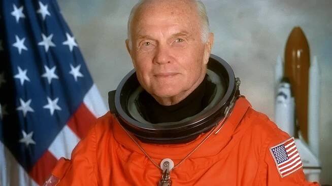 Jaký člověk byl John Glenn? Rozhovor s jeho kolegou z posádky