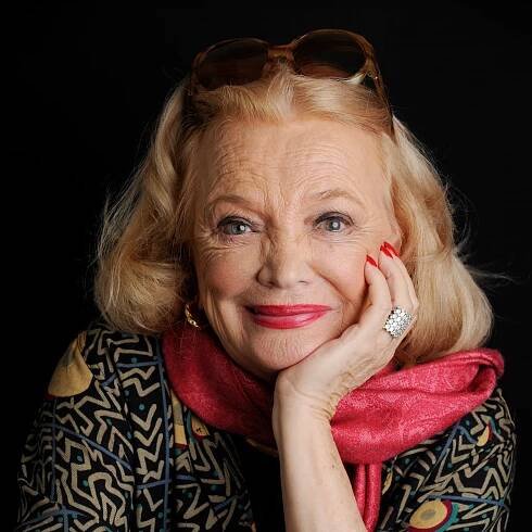 Gena Rowlands, Actress in ’The Notebook’, Dies at 94