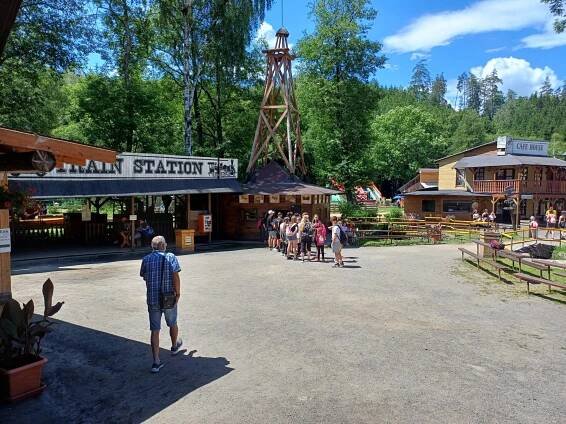 Školní výlet do Šiklandu - Základní škola a Mateřská škola Kozlovice