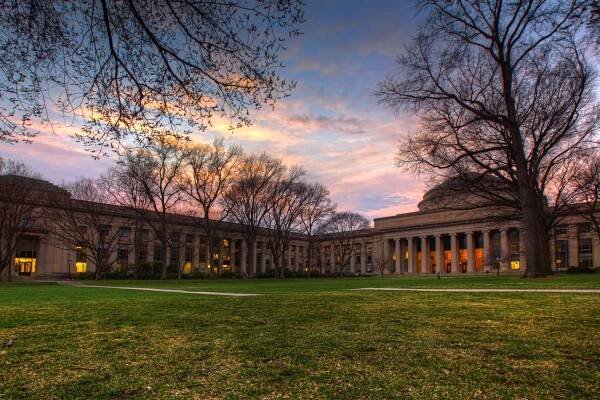 What Kinds of SAT Scores Get You Into the Top 12 Massachusetts Colleges?