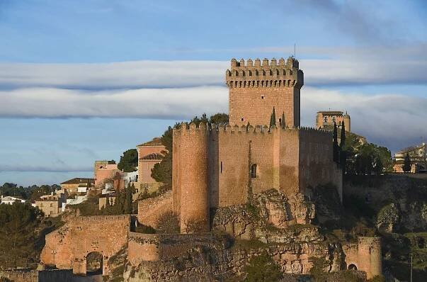 Soubor:Castillo de las Altas Torres - Alarcón.jpg