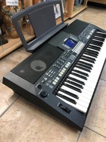 Yamaha PSR-S550 - Hudební nástroje
