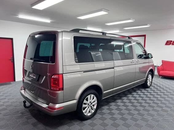 0004_VW_TransporterT5_Caravelle