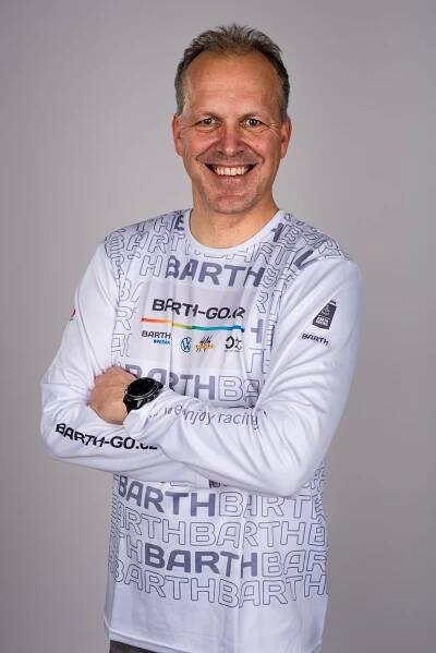 Michal Burkoň v roli šéfa týmu Barth opět vyráží na Dakar. – Motor-Max.cz
