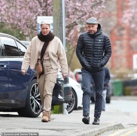 Ten Hag and wife Bianca strutted to the restaurant in casual attire on Monday afternoon