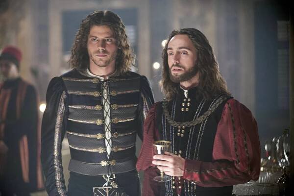 Borgiové - Sourozenci - Z filmu - François Arnaud, David Dawson