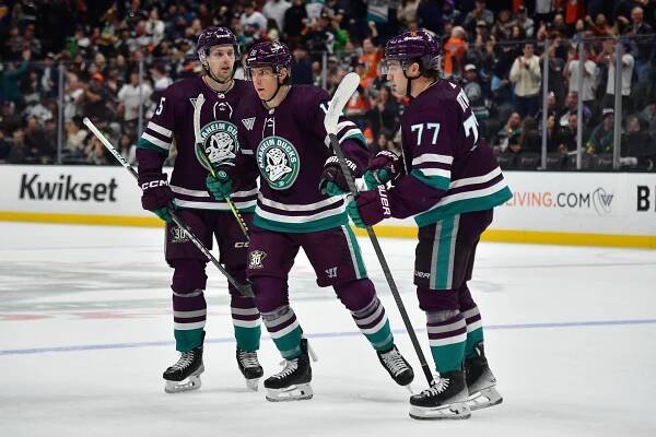 NHL: Los Angeles Kings at Anaheim Ducks