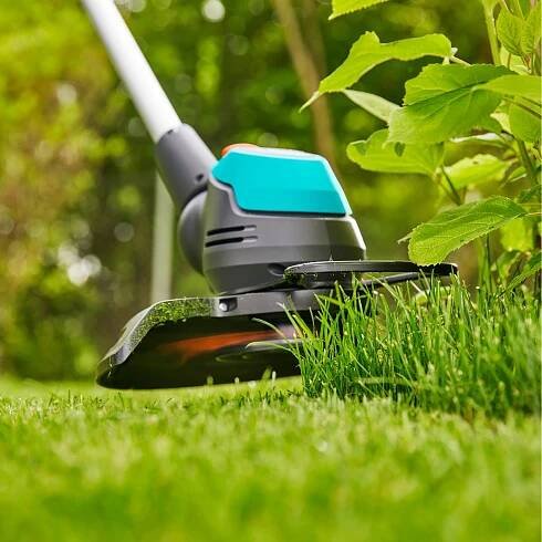 Gardena Sada aku vyžínače EasyCut 23/18V P4A Ready-To-Use