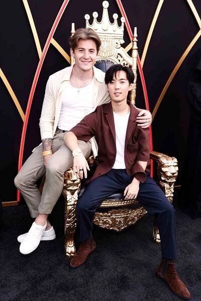 COMIC-CON INTERNATIONAL: SAN DIEGO 2022 -- Vampire Academy -- Pictured: (l-r) "Vampire Academy": Kieron Moore, André Dae Kim -- (Photo by: Todd Williamson/Peacock via Getty Images)
