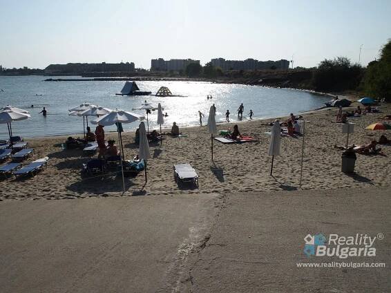 Prostorné studio 65 m2 v Marina Cape Aheloy za 59.500 €
