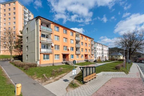 Prodej Byt 2+1, J. A. Gagarina, Nejdek, okres Karlovy Vary