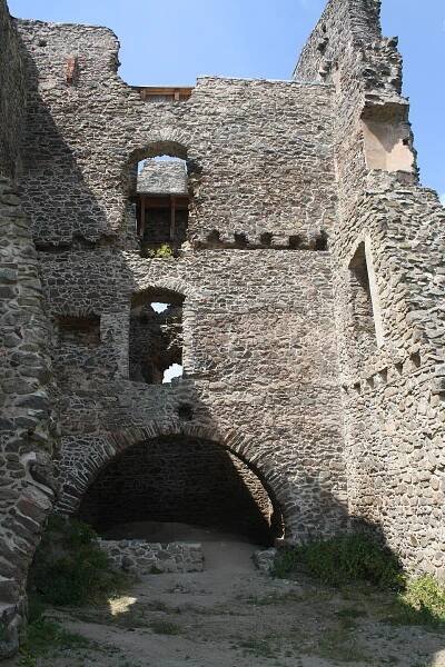 Hrad Rokštejn - vstupné, otevírací doba, zajímavosti, počasí, fotografie