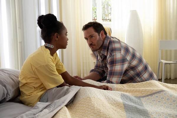 Smrtící virus - K tomu vůbec nemělo dojít - Z filmu - Saniyya Sidney, Mark-Paul Gosselaar