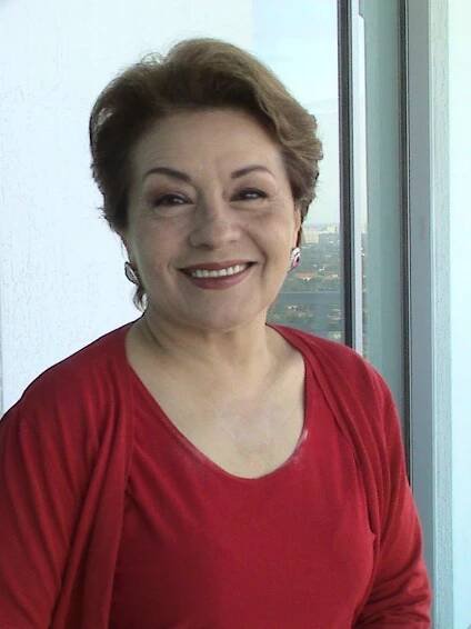 MARIA VERONICA LEON ART WORLD » BEHIND THE SCENES under const.