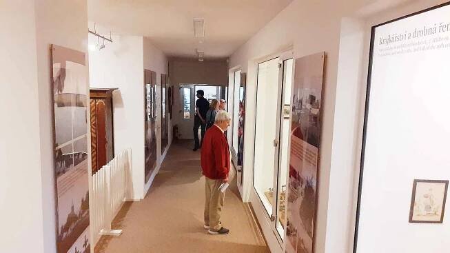 Muzeum v Mostě ukázalo veřejnosti nový depozitář pro cenné obrazy a sochy