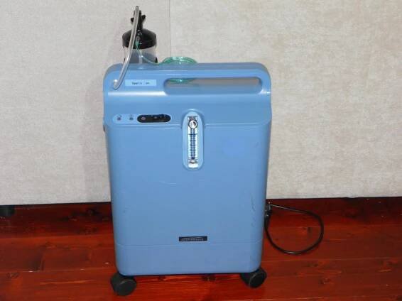Oxygenerátor, kyslíkový koncentrátor Philips 3l / min.