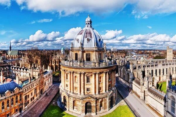 Oxford, UK 3 สัปดาห์ - 4 สัปดาห์ - MIECA: Gateway to Leading High Schools of The World