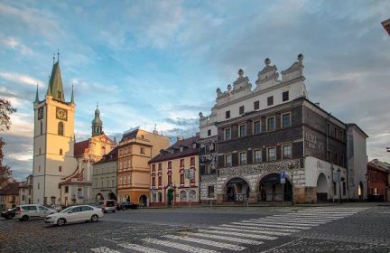 Soubor:Litoměřice náměstí U Černého orla a kostel.jpg – Wikipedie