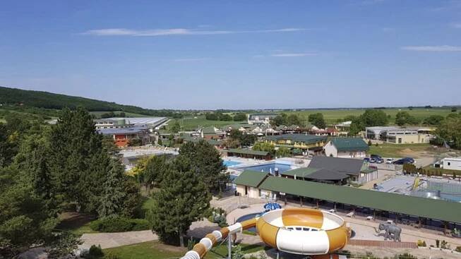 Termální koupaliště Podhájska 1