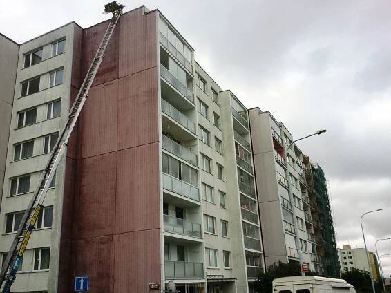 BÖCKER STAVEBNÍ VÝTAH HD 37 - Elektrický motor