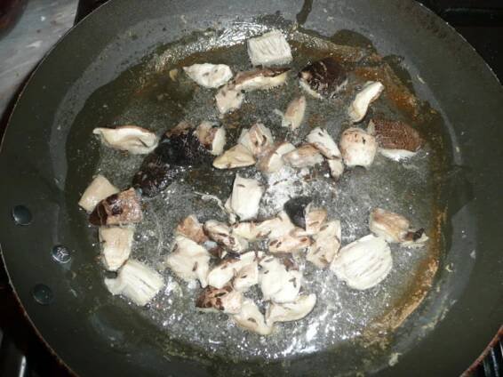 Recept: Houby dušené na kmíně