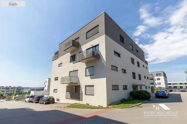 Pronájem bytu 2+kk 63 m², Kumpoštova, Brno - Sadová