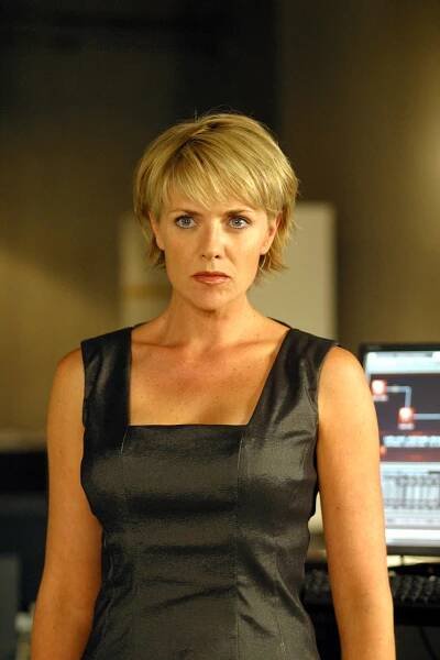 Amanda Tapping Muscles Pics