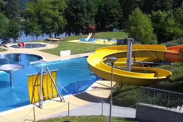 Webová kamera Koupaliště DUHA v Pozlovicích - ZLIN.CZ