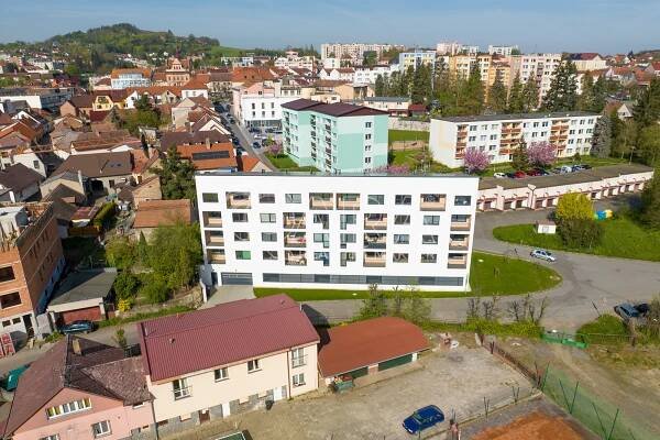 Prodej nového bytu 2+kk, Sedlčany včetně parkovacího stání a kuchyňské linky v hodnotě 249.000,- Kč, obrázek č.5