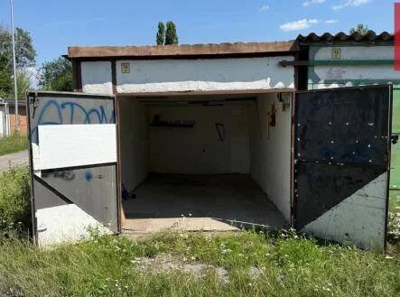 Prodej - malý objekt/garáž