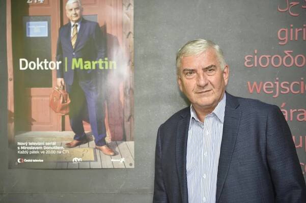 Donutil našel zlatý důl: Za seriál Doktor Martin dostal 2,2 milionu korun!