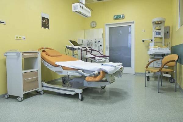 Porodnice Hradec Králové: Fakultní nemocnice Hradec Králové, Porodnicko a gynekologická klinika