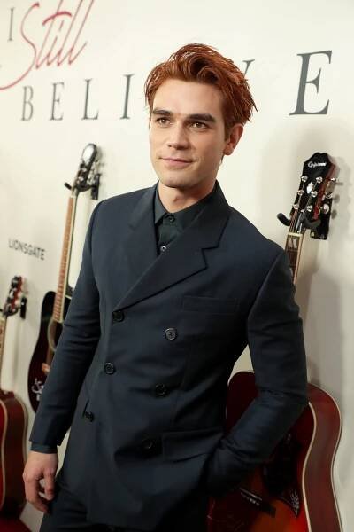 Premiere of Lionsgate's "I Still Believe" at ArcLight Hollywood on March 07, 2020 in Hollywood, California - K.J. Apa - Dokud jsi se mnou - Z akcí