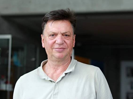 Karel Barták: Unie zahájila proces revize asociační dohody s Izraelem. Česko je proti, ale... | Plus