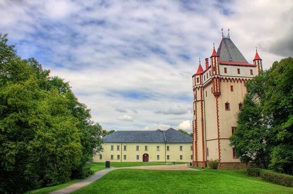 Seznam zámků v Moravskoslezském kraji – Wikipedie