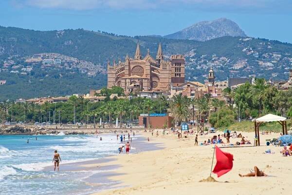 Baleárské ostrovy: Mallorca, Menora, Ibiza, Formentera II. - Topmagazine.cz