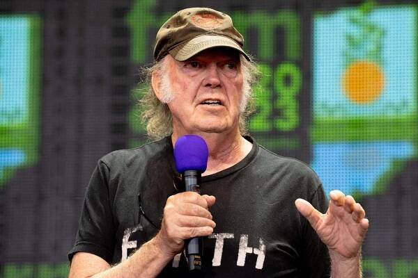 Neil Young Announces Coastal Live Album Ahead of Hitting the Road for World Tour