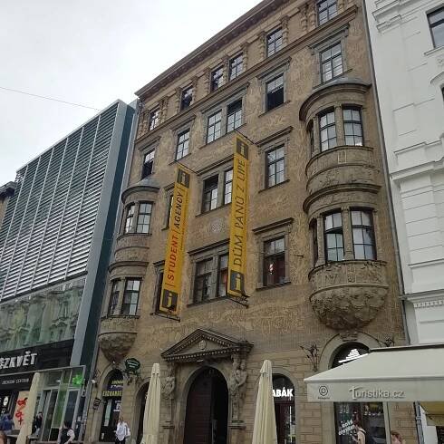 budova na Náměstí Svobody