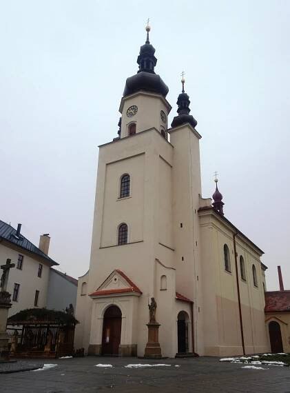 Soubor:Ivanovice na Hané, kostel (1).jpg – Wikipedie