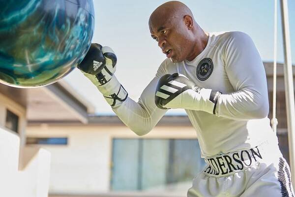 Anderson Silva Training Camp Quotes, Photos - Crossover Boxing News