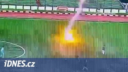 Po zásahu bleskem během zápasu fotbalista zemřel - iDNES.tv