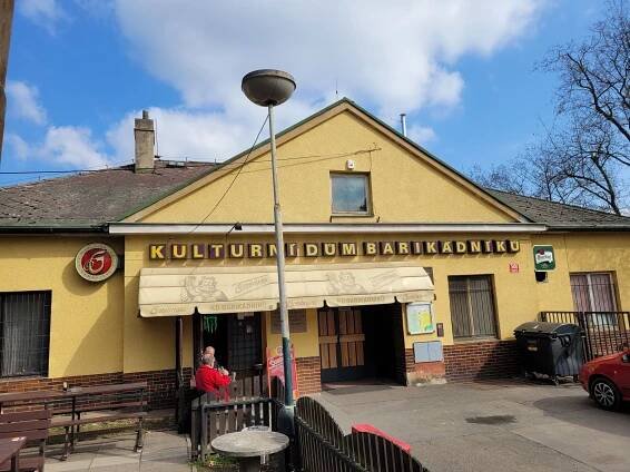 Fotogalerie • Kulturní dům Barikádníků (Současná architektura) • Mapy.com